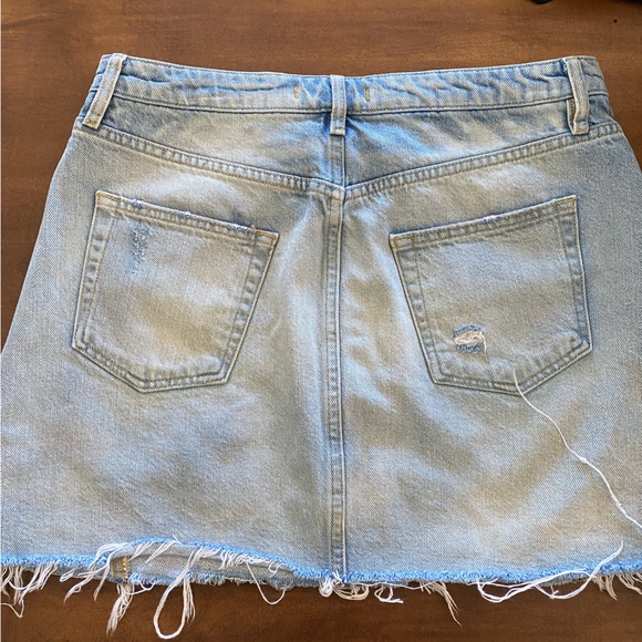 [Free People] Light Wash Denim Skirt - Picture 4 of 4